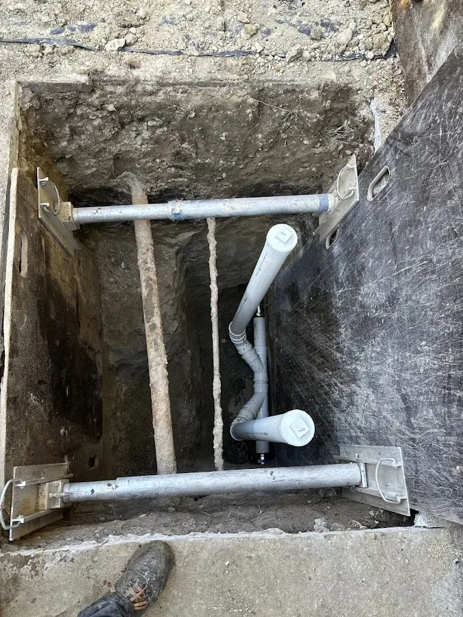 Experienced plumber completing Drain Cleaning work in Norridgewock